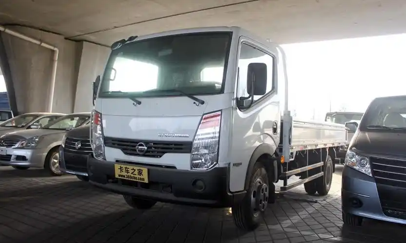 郑州日产 凯普斯达 140马力 4.13米单排栏板轻卡(长轴)