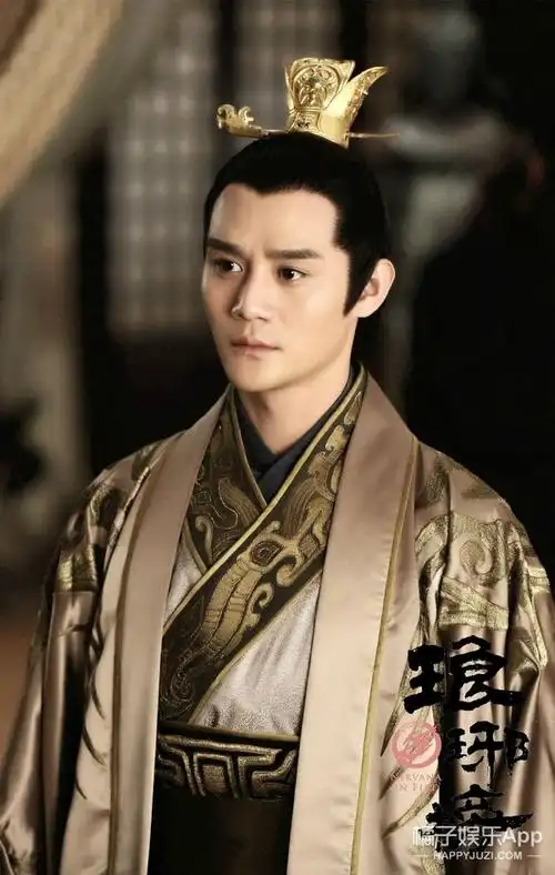 赵又廷,鹿晗,杨洋这些男艺人,穿上古装后,帅上加帅!