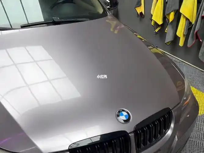 宝马320li改色超亮金属战斗灰