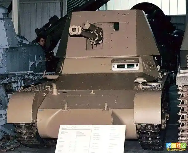 为:【一号装甲式战斗车】,是德国于20世纪30年代初研制的一款轻型坦克