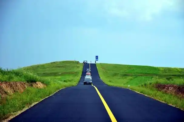 草原天路风景具体介绍