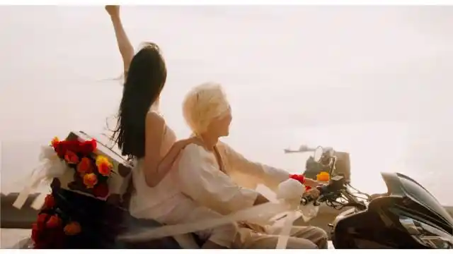 溺水小刀海边骑摩托