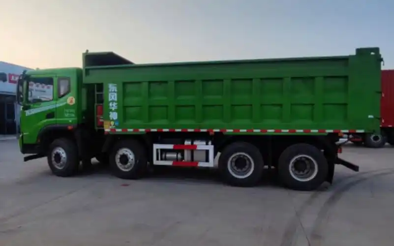 东风华神前四后八自卸车特价现车,货箱长6米,潍柴6缸300马力#前四后八