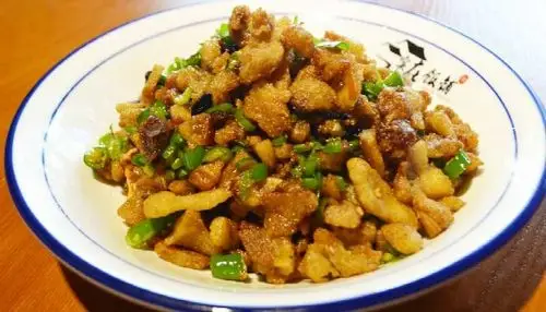 青椒炒油渣,感恩回馈9元/份