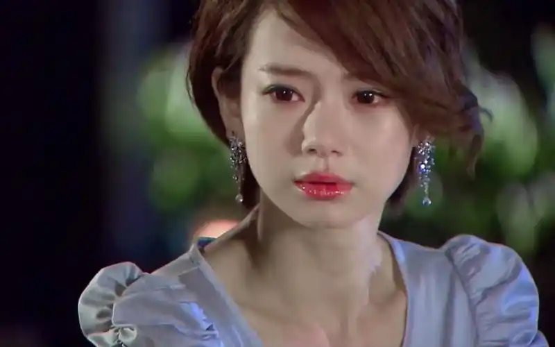 不好意思,我对戚薇早期的甜美一无所知