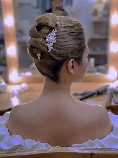 米莫造型绝美新娘发型