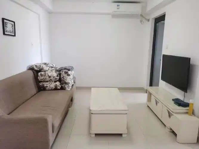 大冲新城花园50平米一房一厅出租全齐家私