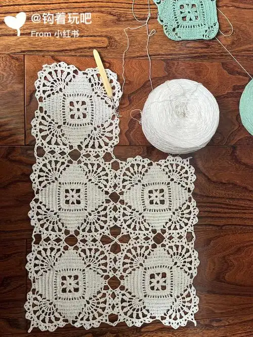 美丽的拼花桌布开钩高清图解