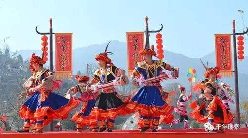 流行于广东,广西,湖南等省瑶族聚居地区,多在瑶族传统节日,庆祝丰收