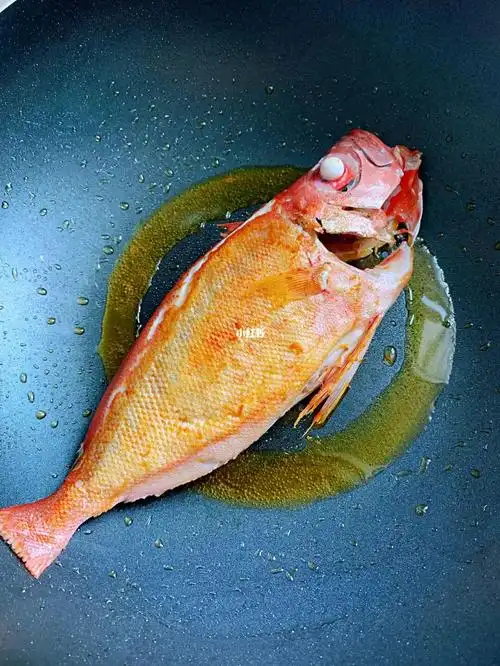 居家抗疫吃什麼香煎大眼鸡