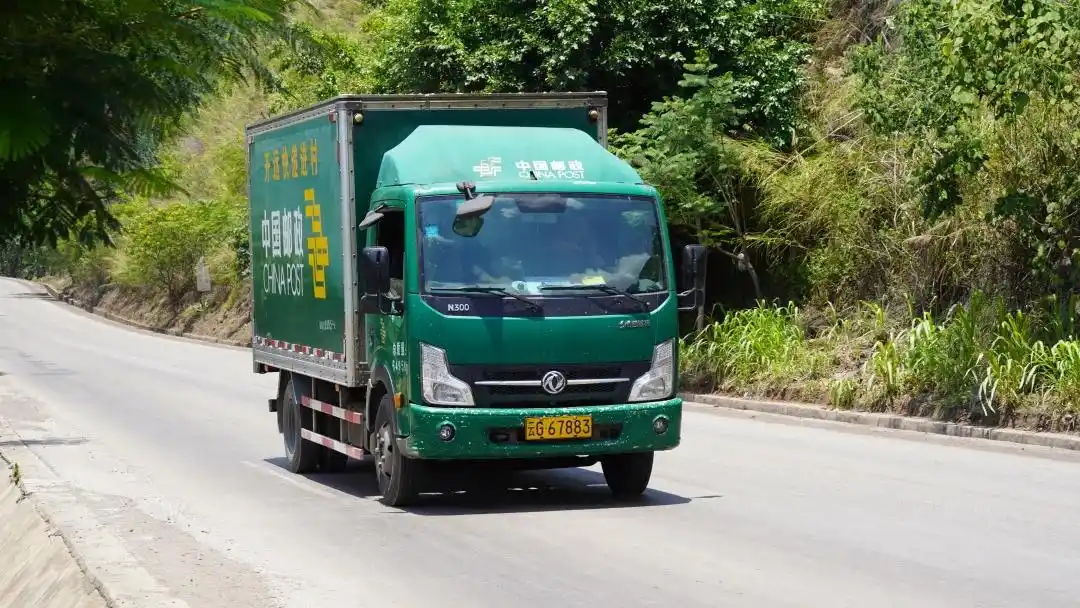 开远快递进村破解农村物流终端之困