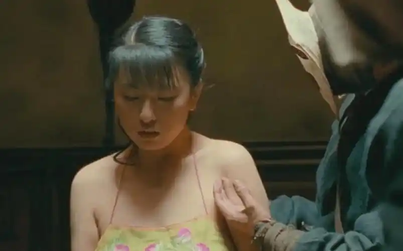 有场民女被羞辱的戏没人演,姜文对23岁女助理说:你顶上吧_赵铭_电影