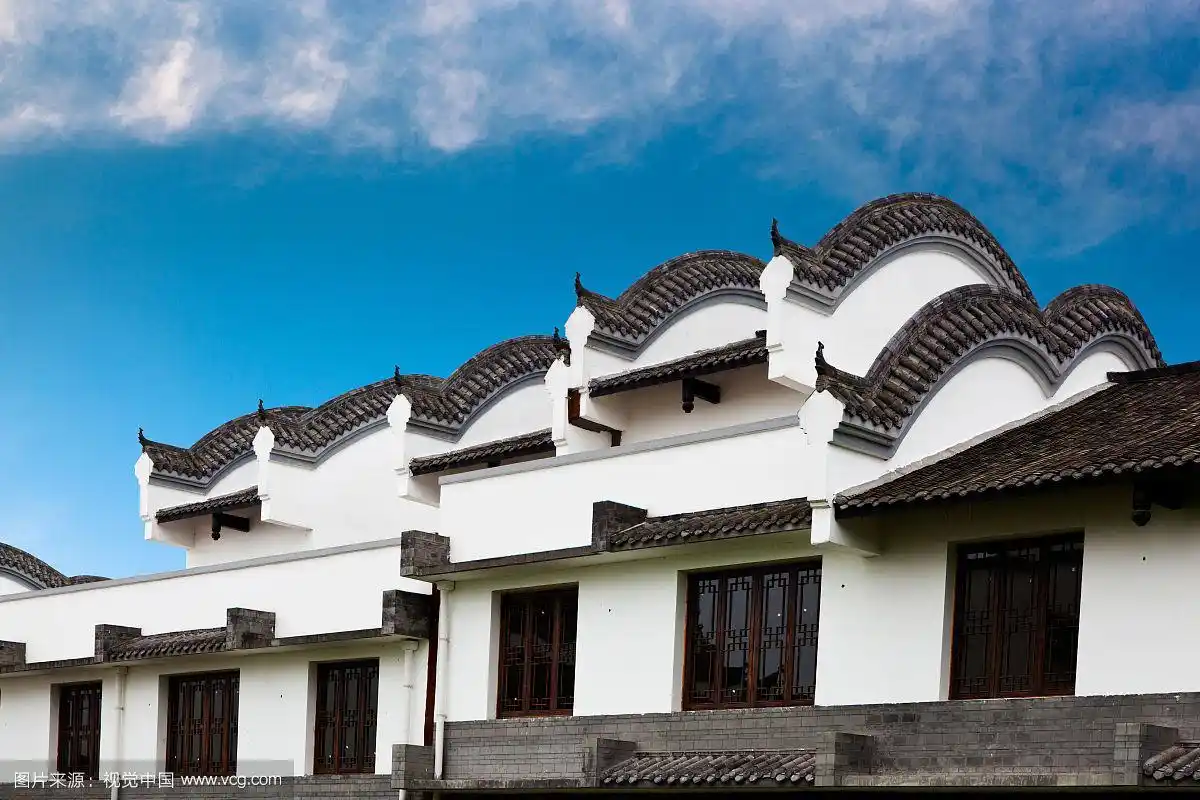 蓝天下的川西民居
