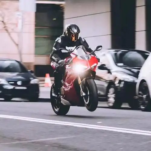 还是红色更能代表真正的杜卡迪.