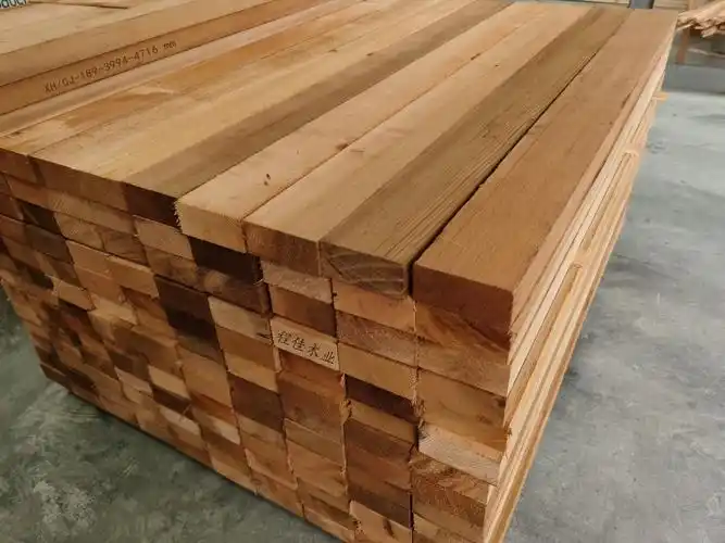 红雪松,加拿大红雪松是一种天然耐腐的户外防腐木材