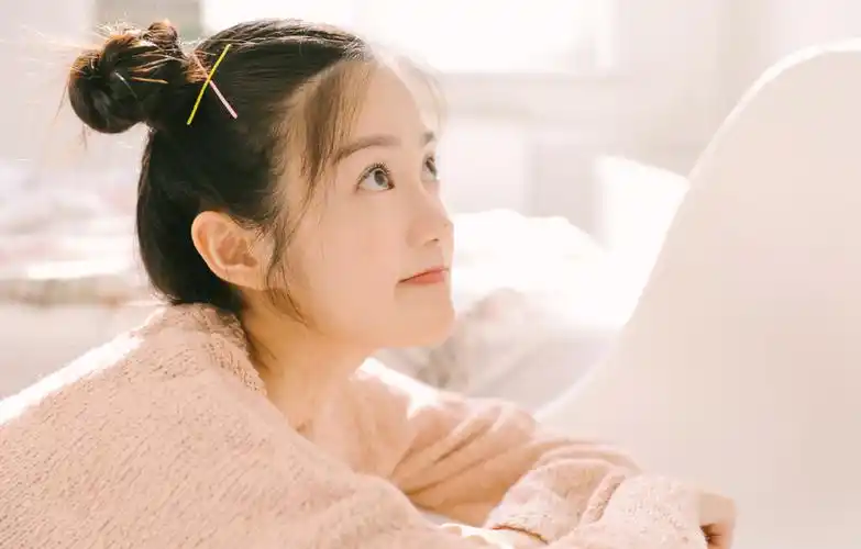 汤梦佳俏皮可爱居家写真图片79