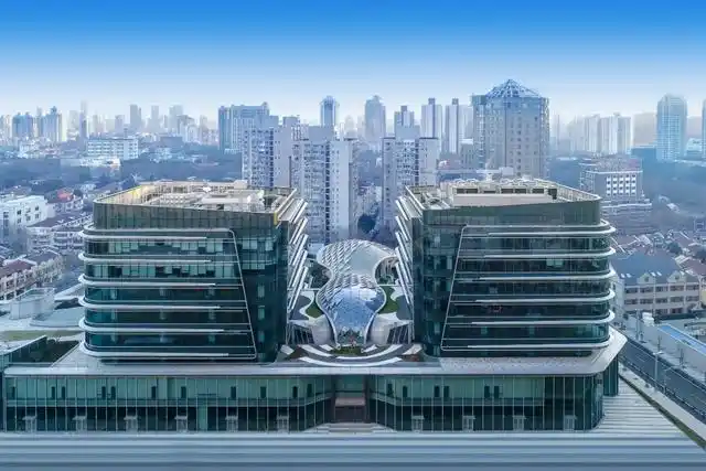 上海最大商业综合群落计划项目——上海徐家汇中心一,二期