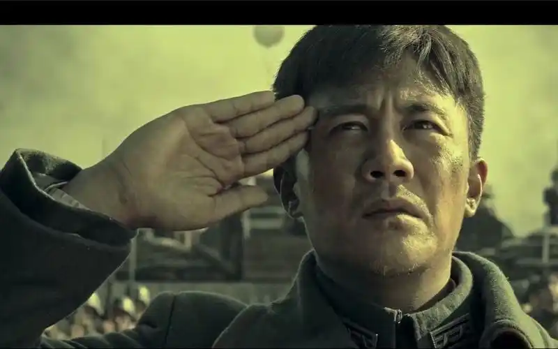 热血歌曲《男儿当自强》燃向混剪,献给保家卫国的英雄_哔哩哔哩