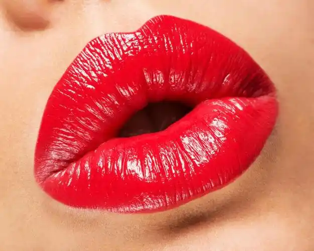 图片 创意图片 性感的红色唇膏嘴唇