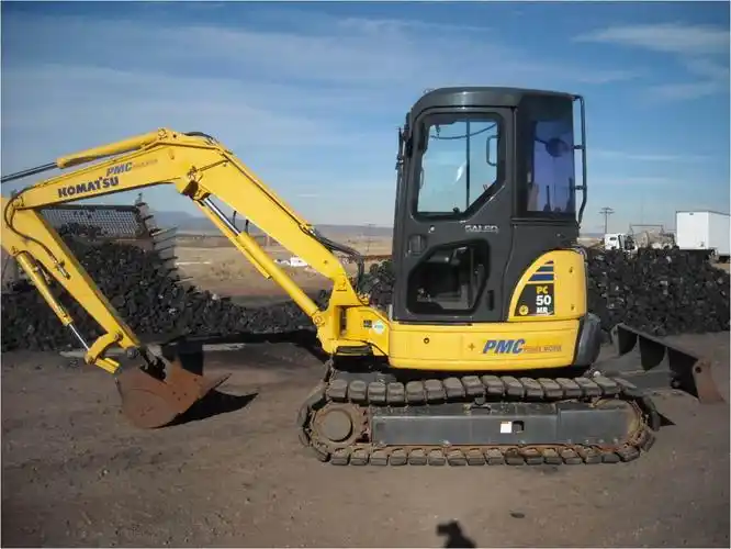 报关进口二手小松50挖掘机市场价格 13万