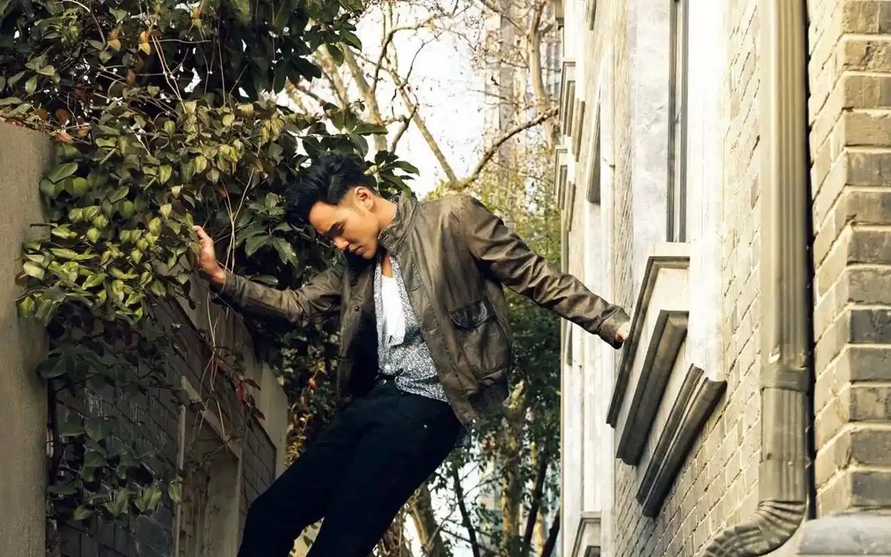 阮经天帅气迷人写真图片桌面壁纸