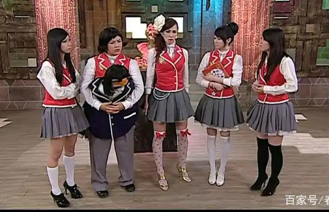 《萌学园艾娜番外》我想不断变优秀,是因为我想配上你