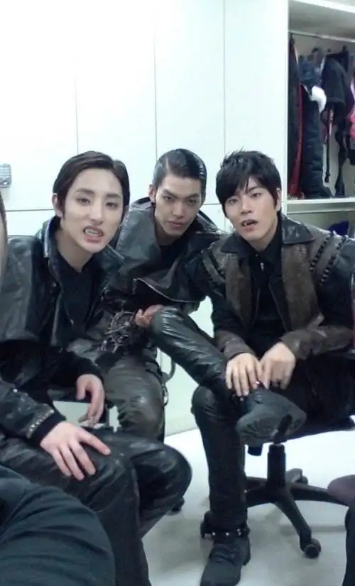 不能错过这部金宇彬李洙赫洪宗玄三个帅哥同时出演的剧