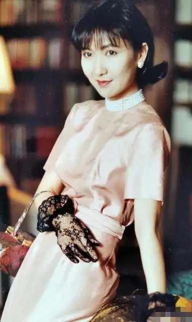 小青陈美琪罕见写真曝光