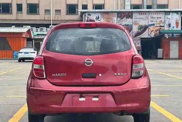 全国唯一cwest包围的日产玛驰从买菜车变身成了小钢炮