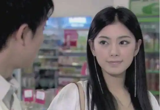 《爱情公寓》的秦羽墨,曾出演《快乐星球》,18出道至今未火_赵文琪