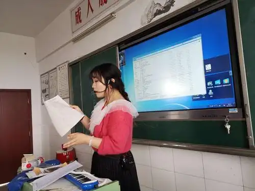 与君奏一曲,请君为我倾耳听——云锦中学课后服务口风琴班