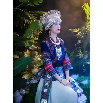 苗族服装女成人项圈土家族苗疆少舞台演出服少数民族套装 刺绣上衣