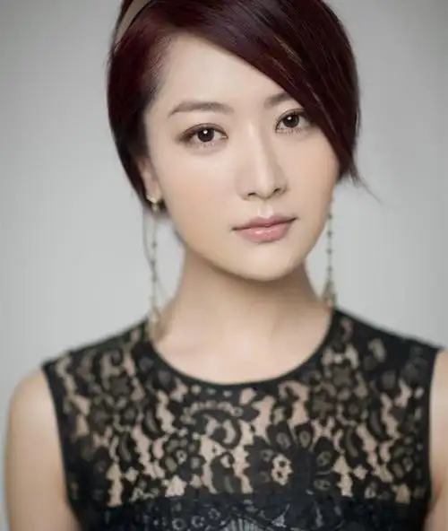 回顾玉漱公主白冰一心向往爱情和家庭终究是飞蛾扑火