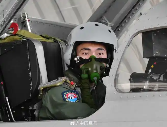 帅出天际看空军航空兵飞行训练亮剑空天