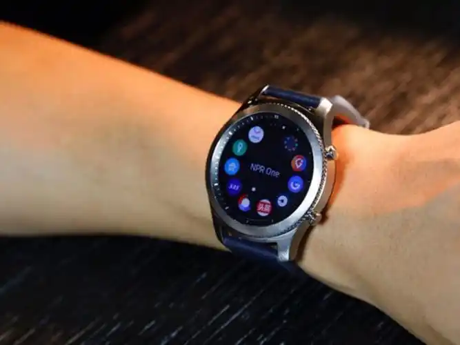 智能手表 三星智能手表 三星gear s3先锋版 图片 实拍图 68 / 74隐藏