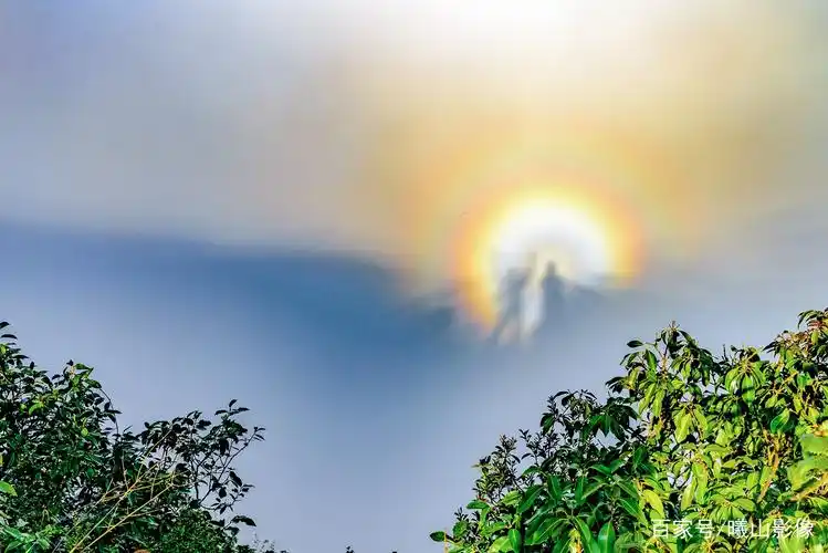 「自然风光类」神奇佛光