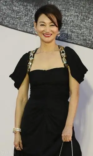 3岁乞讨 12岁做舞女 4次封后57岁获双料影后 乞丐到巨星的蜕变|惠英红