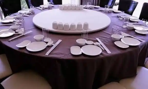 餐厅碗筷什么(餐厅碗筷子的摆放)