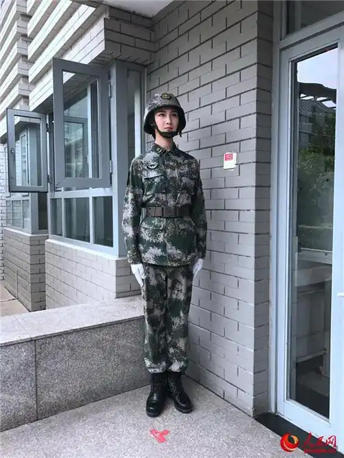 【网络媒体国防行】你所不知道的三军仪仗队女兵