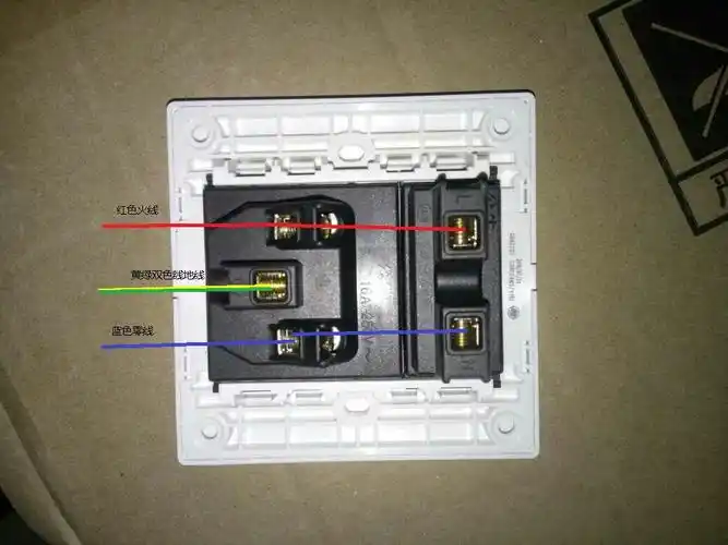 五孔墙插座怎样接线