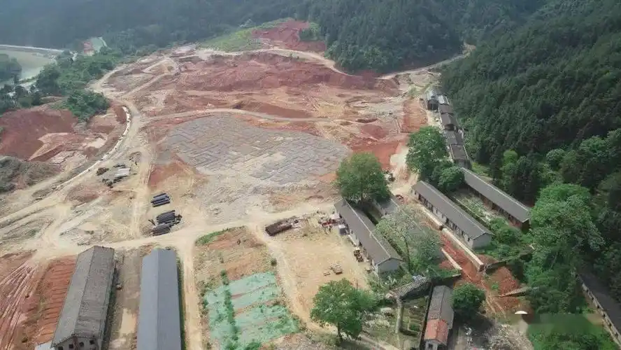 100多年的开采历史,3万多天的风风雨雨,见证了西华山钨矿的发轫,对