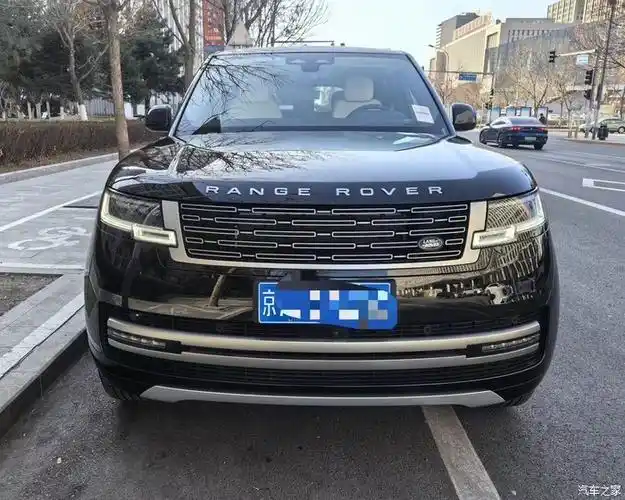 新到24年路虎揽胜盛世7座加长版北京个人一手3000
