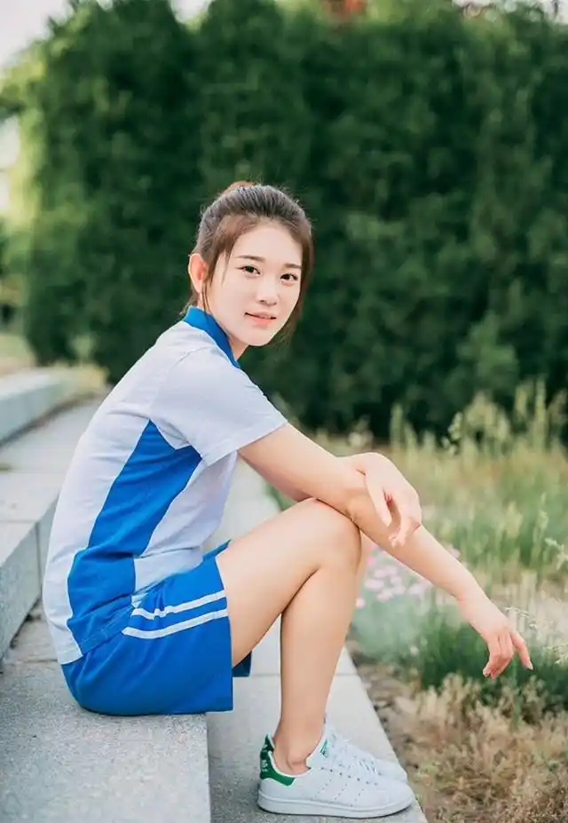 清纯阳光校园清秀女生清新午后甜美可爱俏皮唯美写真第2张