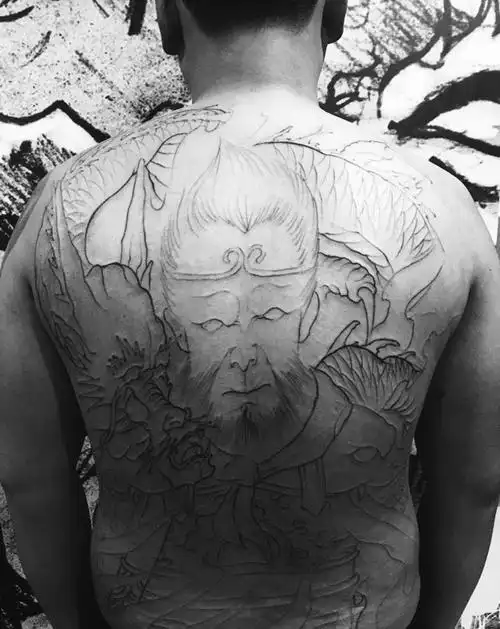 满背斗战胜佛未完成再续纹身图片