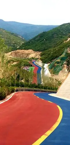 2020-07-03日姐妹陪老爸老妈太原东山网红公路打卡