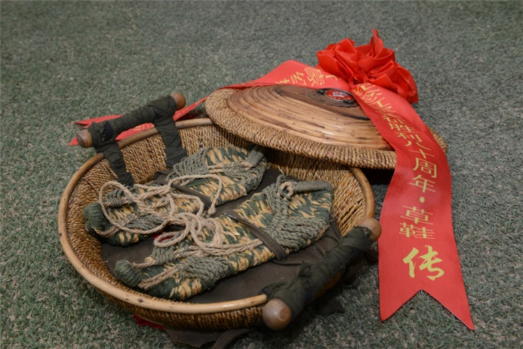 纪念馆"联合发起"纪念红军长征胜利80周年草鞋传·全国接力传递"活动