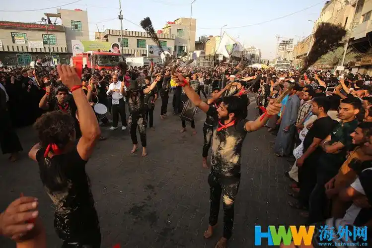 数万伊拉克什叶派穆斯林集体朝圣 场面蔚为壮观[组图]