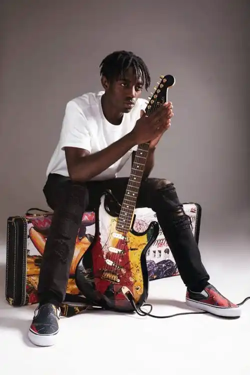 限量吉他也出场robertwilliamsxvansvault联名系列lookbook