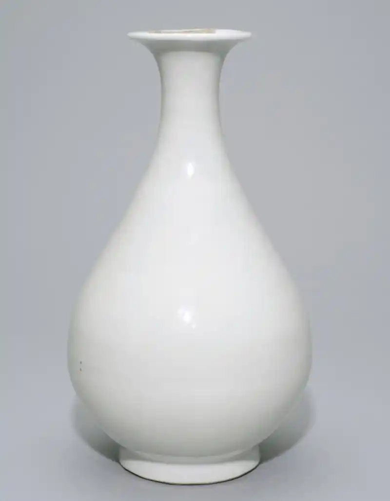 甜白釉玉壶春瓶,明永乐