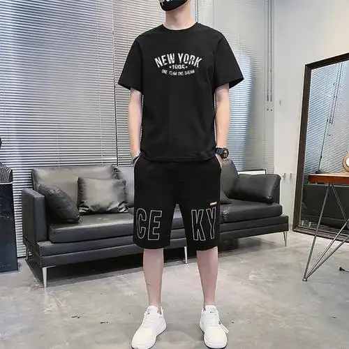 短袖t恤男士韩版潮流夏季一套搭配衣服帅气学生渐变休闲体恤套装